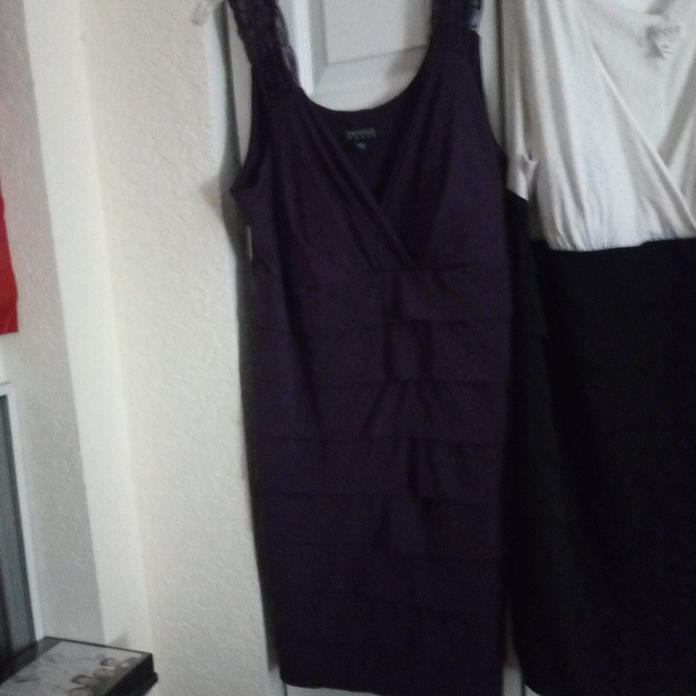 Lot of 2 women's dresses black and white & purple